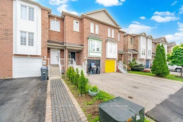 Property Photo: 75 Wilmont Court ON L6X 4Z7