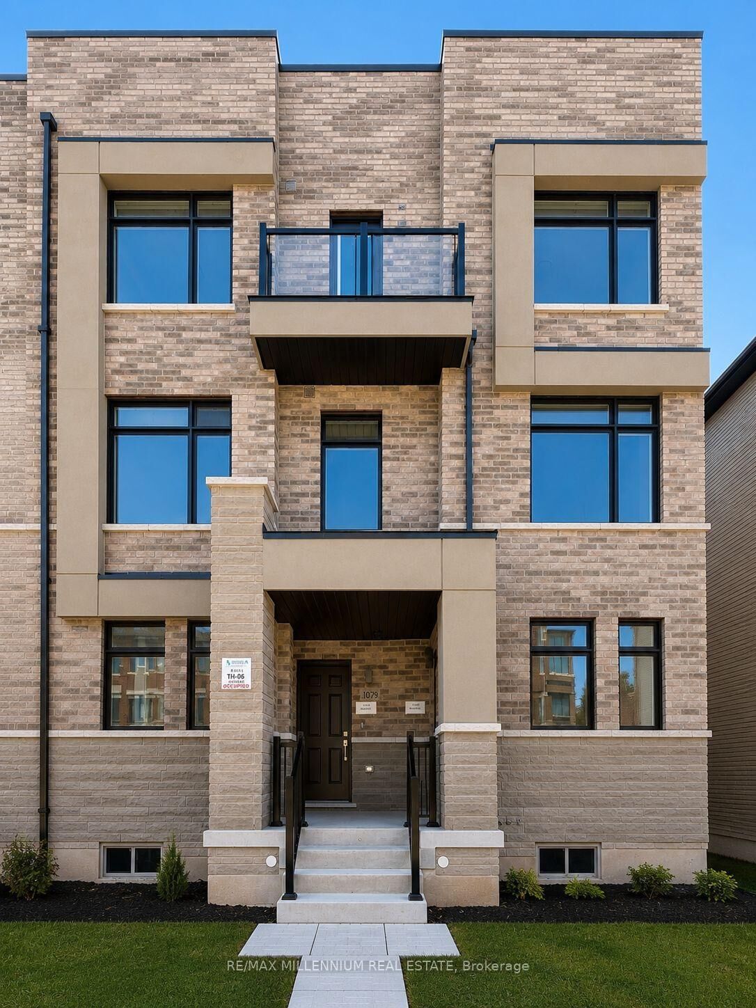 Property Photo: 1079 Wheat Boom Drive 1 ON L6H 7H5