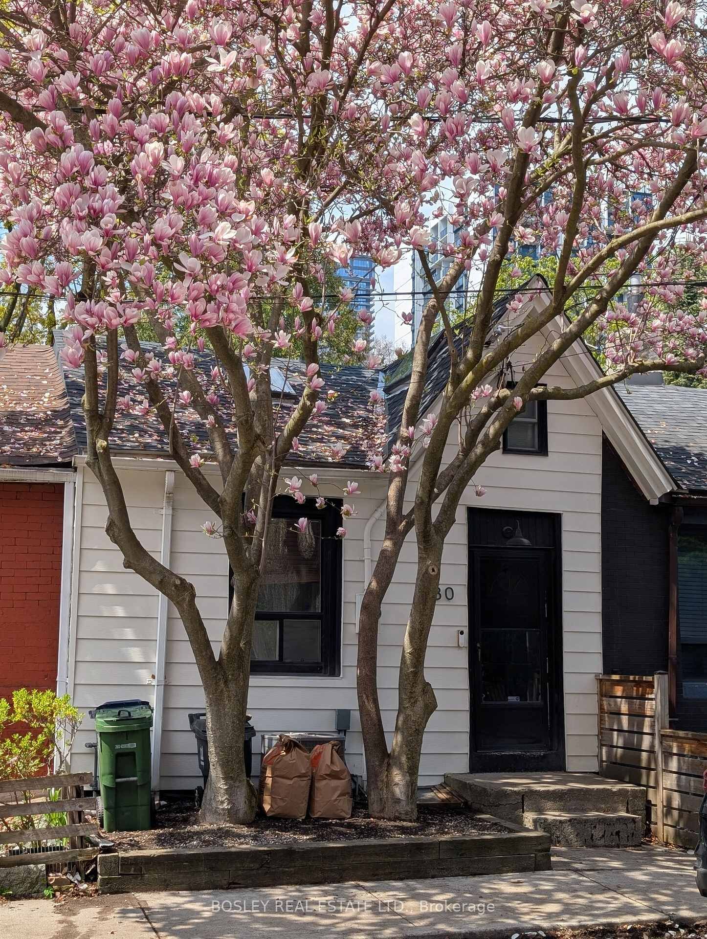 Property Photo:  230 Ontario Street  ON M5A 2V5 