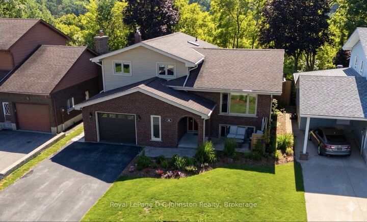 Property Photo: 126 5th Avenue E ON N4K 6C7