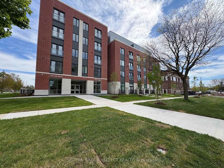 Property Photo: 351 Hill Street 206 ON N6B 2M2