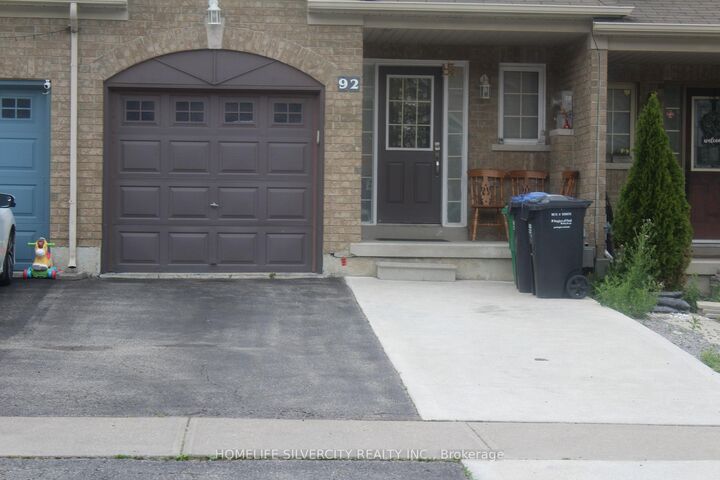Property Photo: 92 Tomabrook Crescent ON L6R 0V4