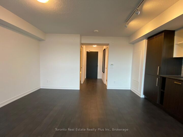 Property Photo: 125 Redpath Avenue 1111 ON M4S 0B5