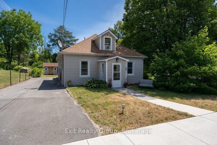 45 McClellan Street — photo 1