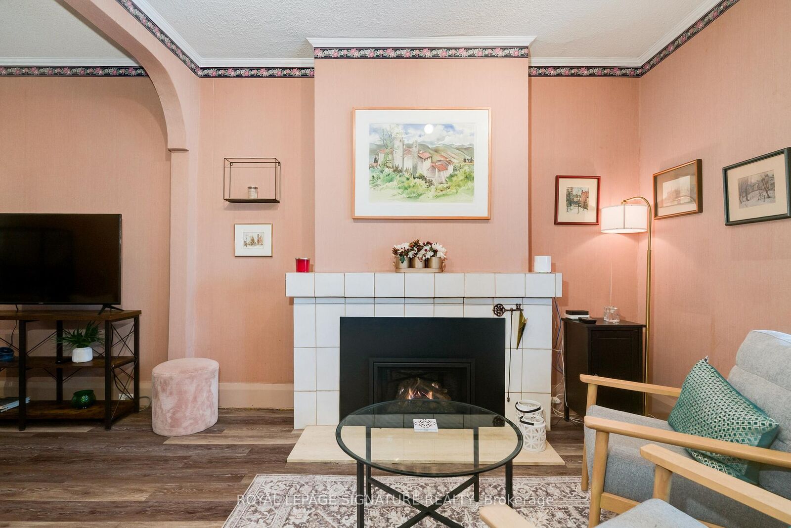 Property Photo: 1089 Mt Pleasant Road ON M4P 2M7