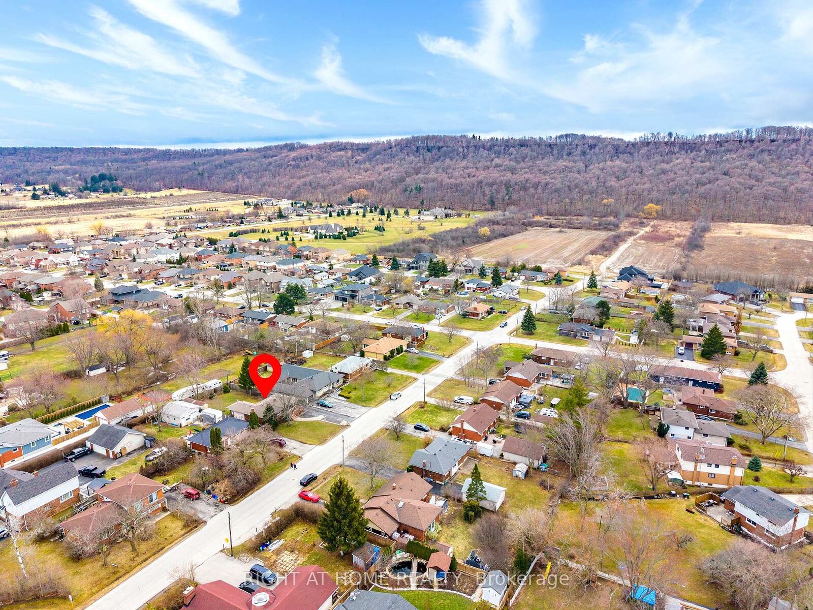 Property Photo:  226 Bel Air Avenue  ON L8E 5K2 