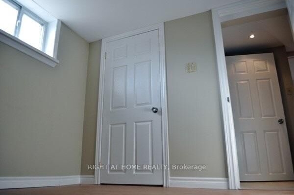 Property Photo:  242 Demaine Crescent  ON L4C 2W5 