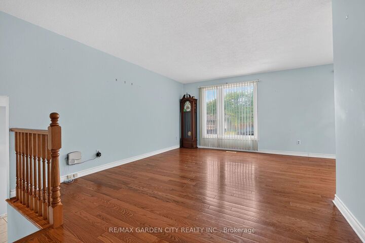 Property Photo:  186 Glenmor Drive  ON N0A 1A0 