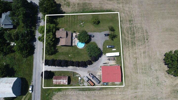 Property Photo: 967 4th Line ON N3W 2G1