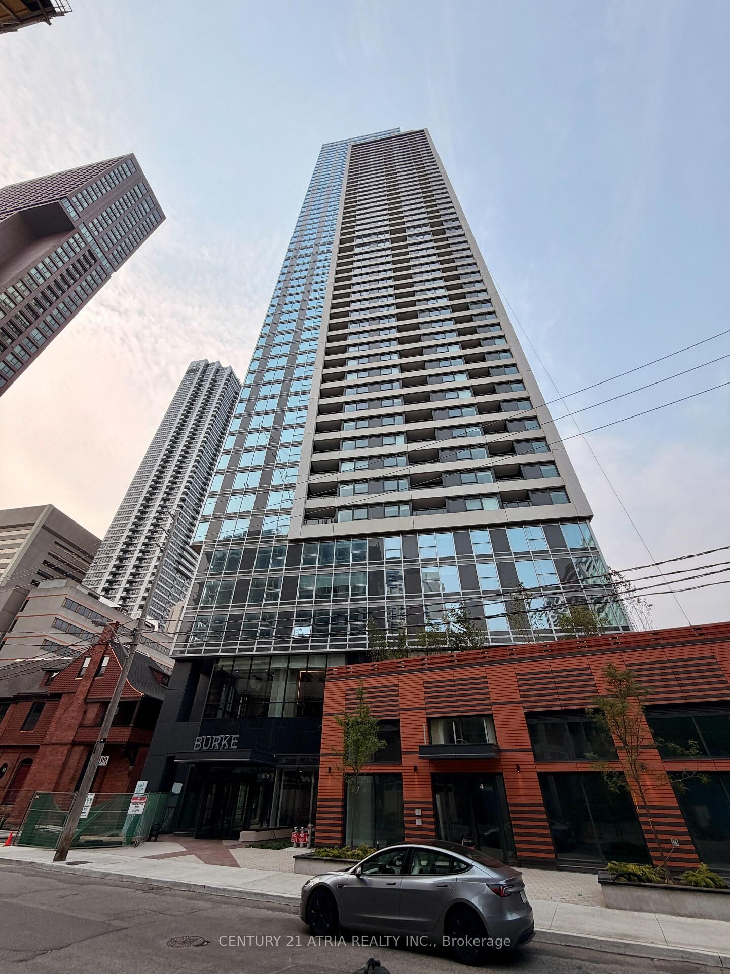 Property Photo: 609 Sherbourne Street 3601 ON M4X 0A4