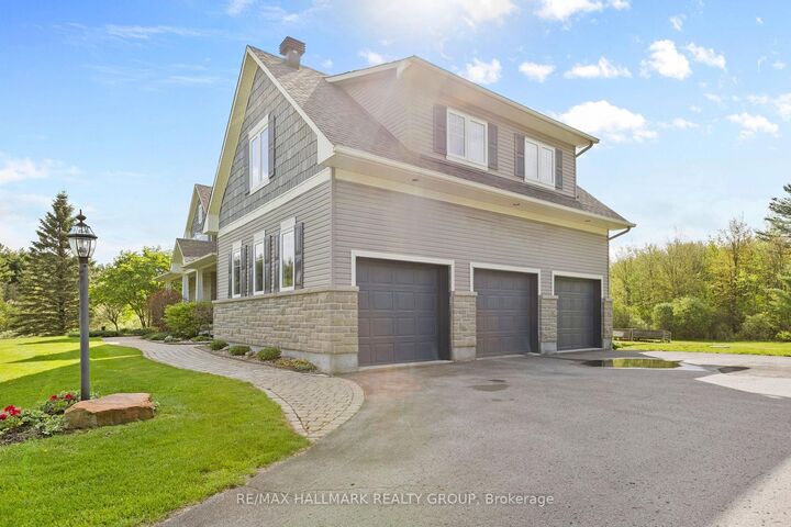 Property Photo: 137 Goodman Drive ON K2W 1C7