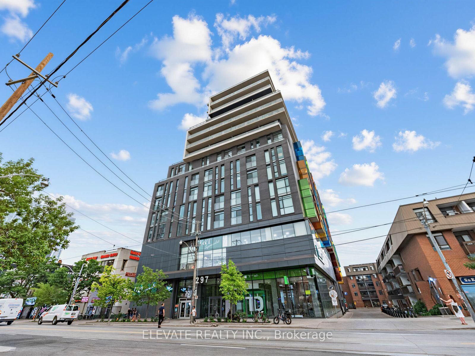 Property Photo: 297 College Street 926 ON M5T 1S2