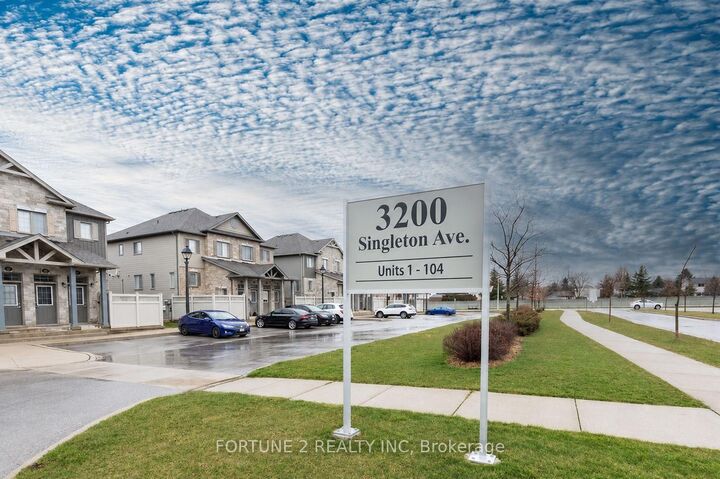 3200 Singleton Avenue 15 — photo 1