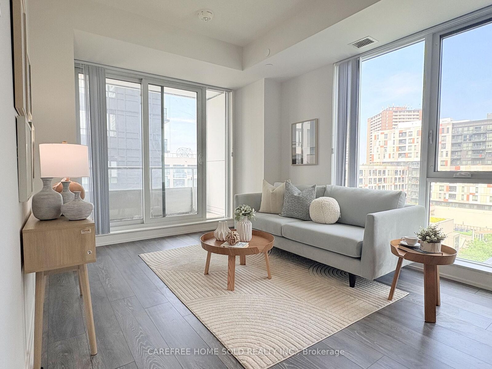 Property Photo: 225 Sumach Street 711 ON M5A 0P8