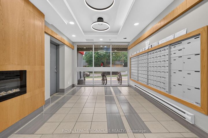 Property Photo:  258A Sunview Street 125  ON N2L 0H6 