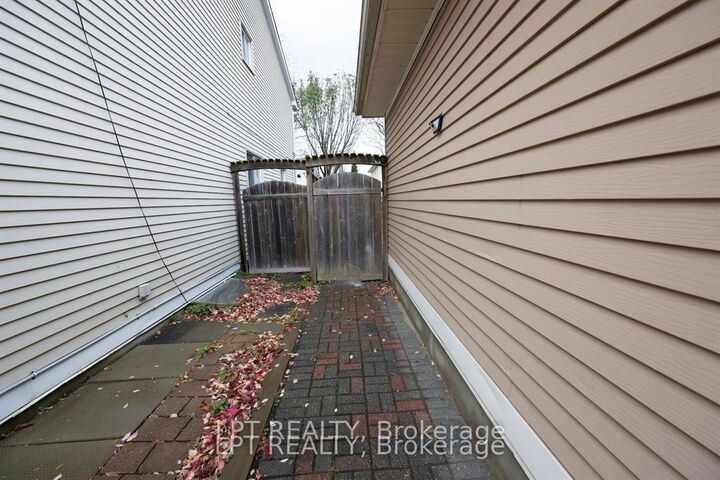 Property Photo: 27 Rockcress Gardens ON K2G 5A6