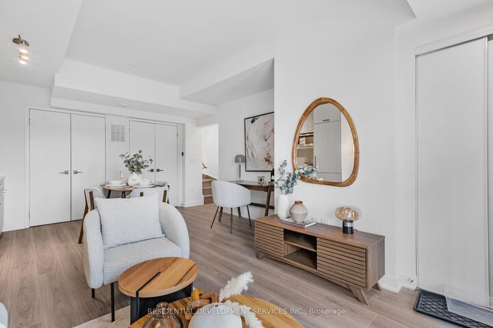 Property Photo: 73 Curlew Drive 62 ON M3A 0B1