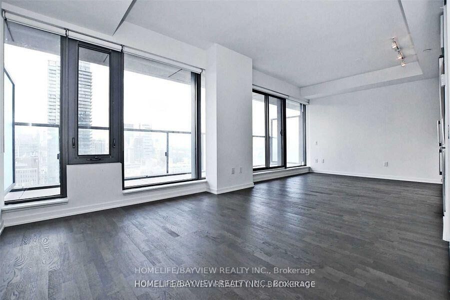 Property Photo: 60 Colborne Street 2201 ON M5E 1E3
