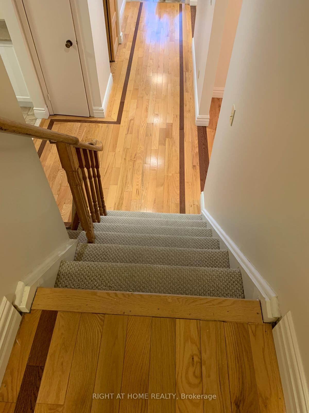 Property Photo:  505 London Road  ON L3Y 6E4 