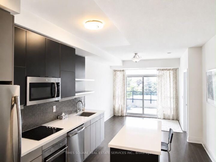 Property Photo: 399 Spring Garden Avenue 315 ON M2N 3H6