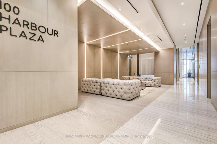 Property Photo: 100 Harbour Street 6105 ON M5J 0B5