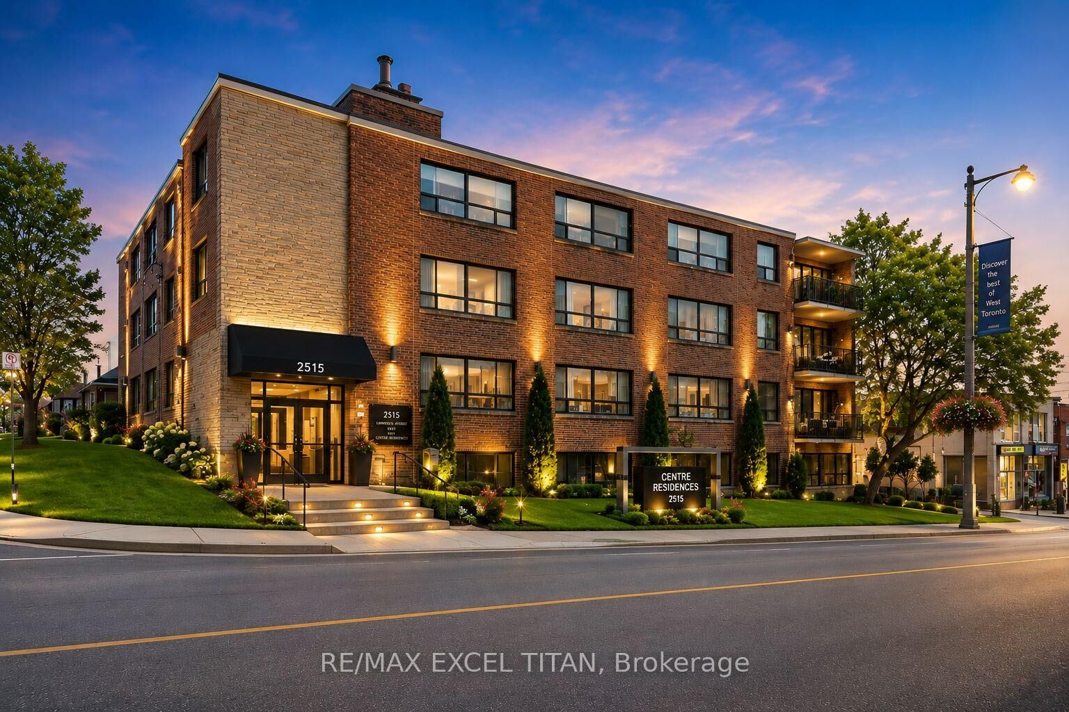 Property Photo:  2507 Eglinton Avenue W 304  ON M6M 1S9 