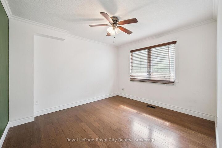 Property Photo: 628 Willow Road ON N1H 7M5