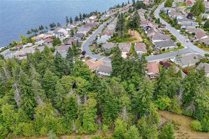 Property Photo: 571 Marine View BC V0R 1L1