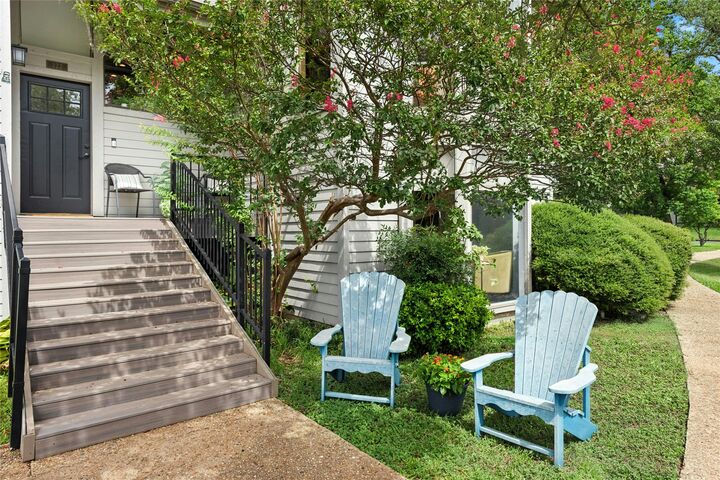 Property Photo: 122 World Of Tennis Square TX 78738