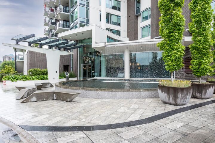 Property Photo: 210 Salter Street 606 BC V3M 0J9