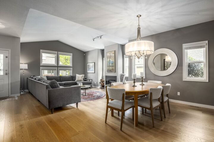 Property Photo: 13911 16th Avenue 15 BC V4A 1P8