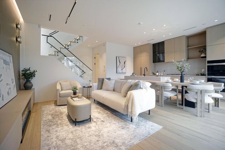 Property Photo: 4634 W 15th Avenue 1 BC V6R 3B6
