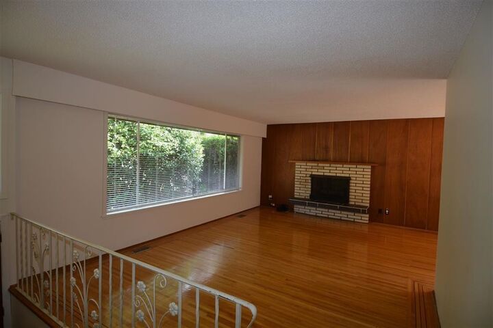 Property Photo: 929 Prospect Avenue BC V7R 2M2