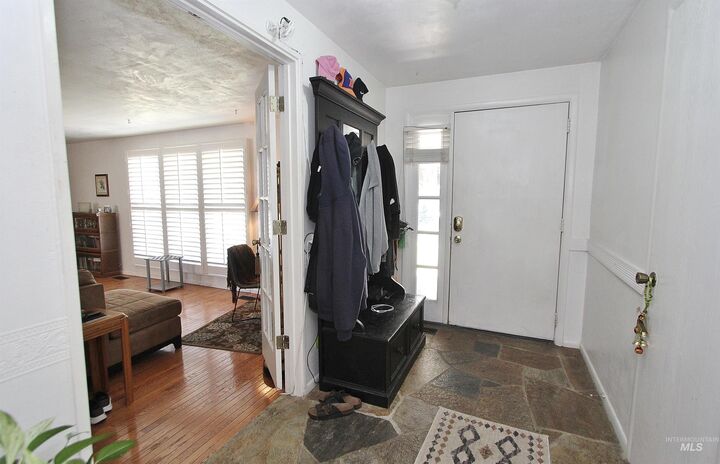 Property Photo:  698 N Eagle Hills Way  ID 83616 