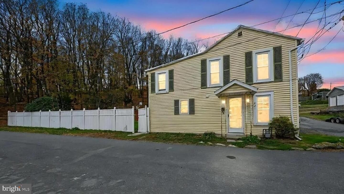 Property Photo: 901 Fairview Street PA 17901