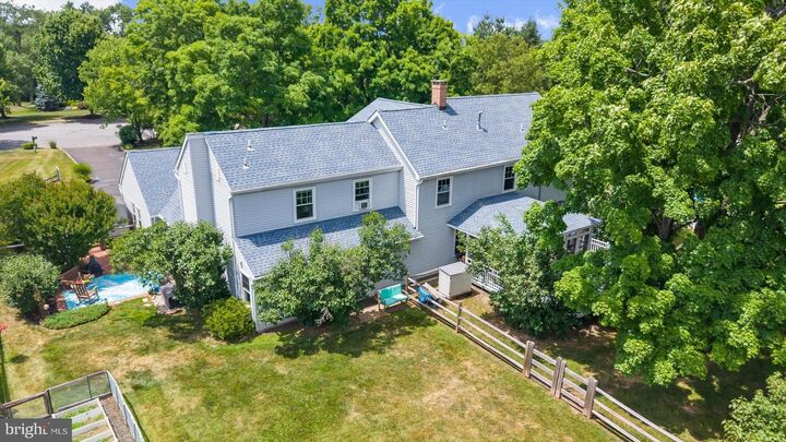 Property Photo: 9 Mills Court NJ 08822