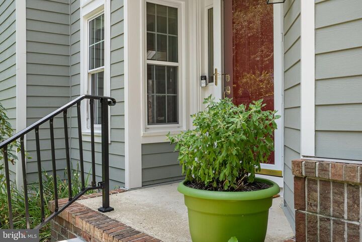 Property Photo:  114 Spring Place Way  MD 21401 