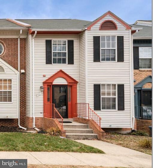 Property Photo: 6018 Crocus Court VA 22310