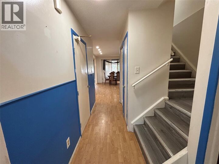 Property Photo: 139 Bedford Crescent ON N7S 4B4