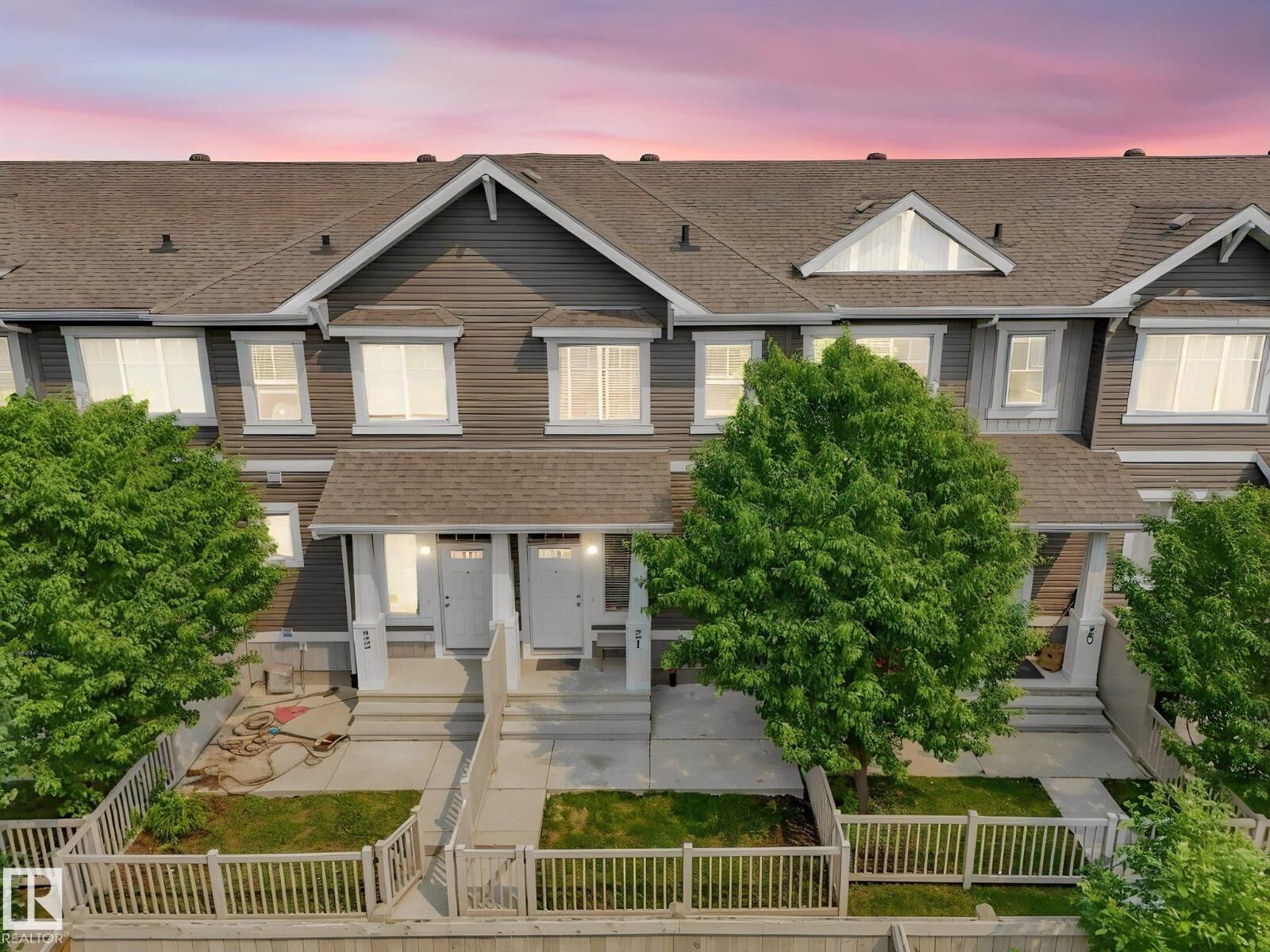 Property Photo:  #21 1140 Chappelle Bv SW  AB T6W 2Z3 