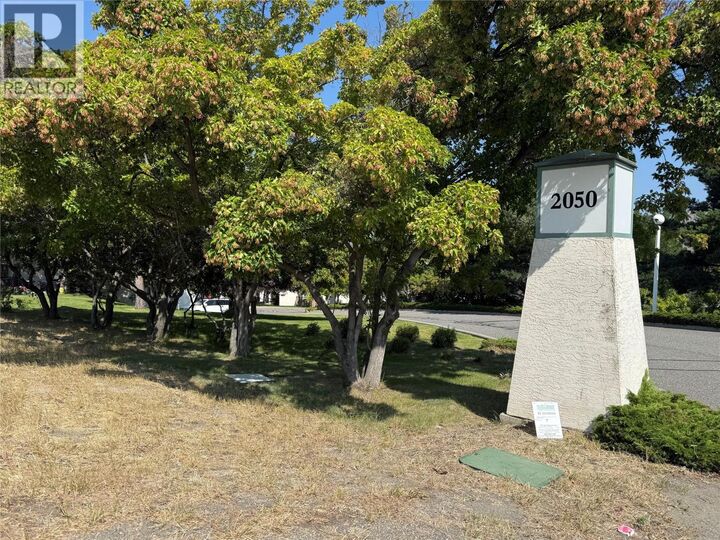 Property Photo:  2050 Quappelle Boulevard 19  BC V2E 2R4 