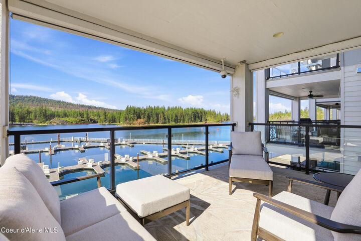 Property Photo:  447 W Waterside Dr 305  ID 83854 