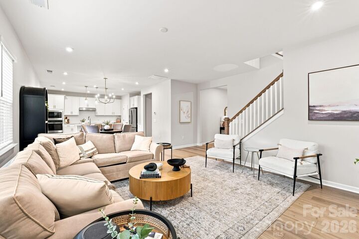 Property Photo: 8226 Franklin Trail Street NC 28227