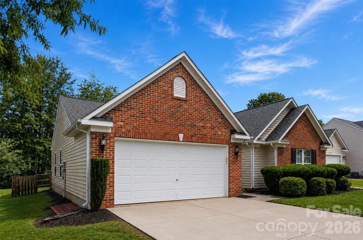 Property Photo:  325 Dutchmans Meadow Drive  NC 28120 