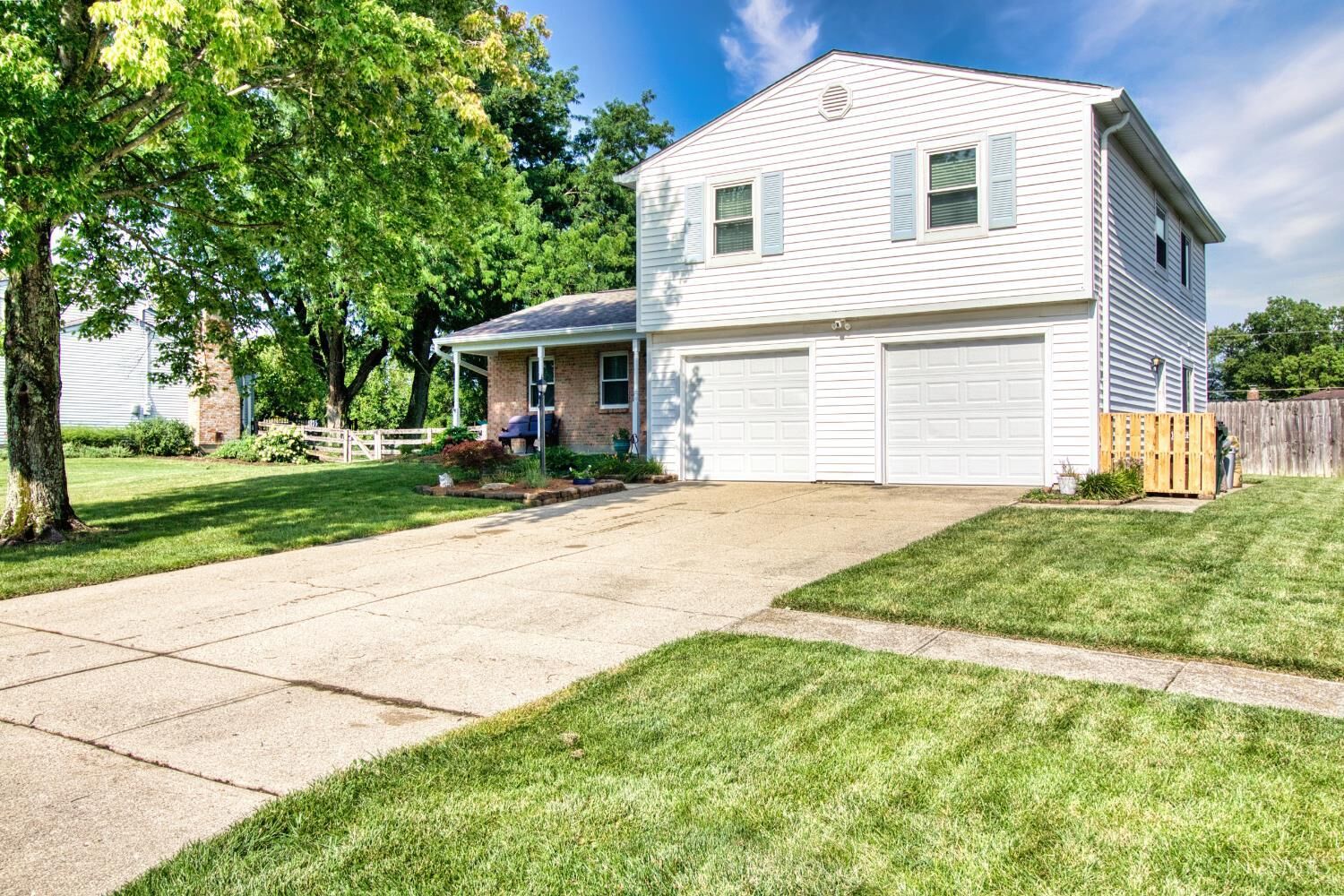 Property Photo:  2092 Butlersbridge Court  OH 45244 