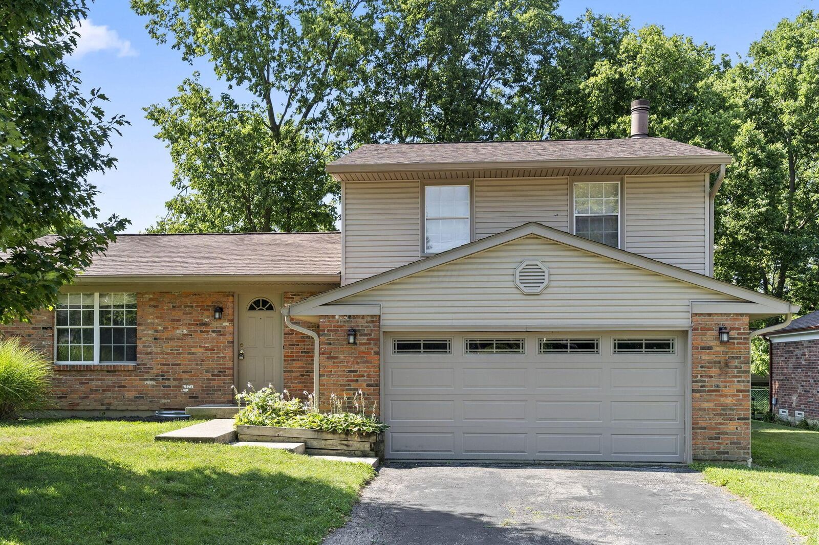 Property Photo:  3193 Cranston Drive  OH 43017 