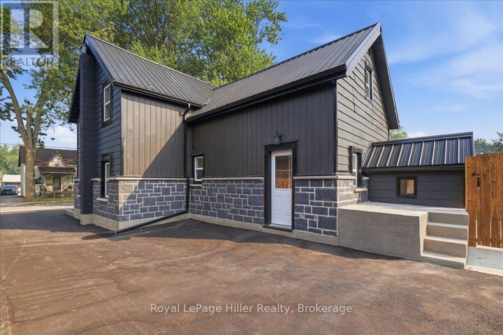 Property Photo: 361 Nelson Street ON N5A 2K7