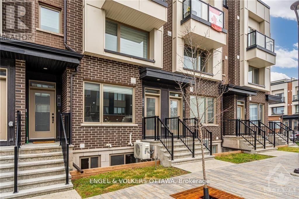 Property Photo: 808 Kiniw Private ON K1K 5A4