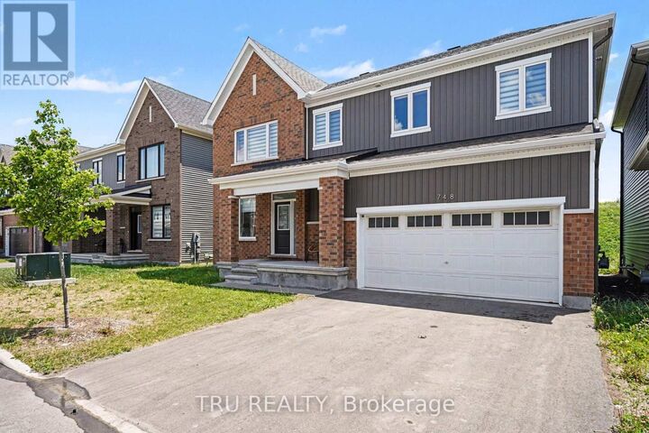 Property Photo: 748 Eminence Street ON K2J 6X6