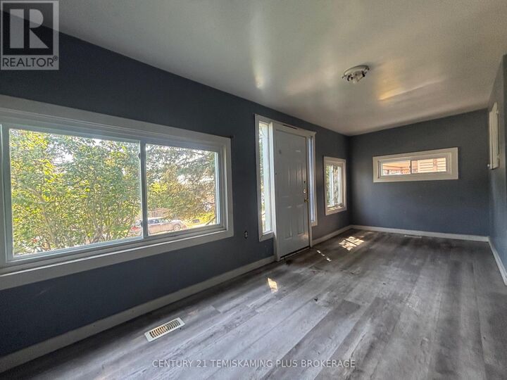 Property Photo: 70 Nickle Street ON P0J 1C0